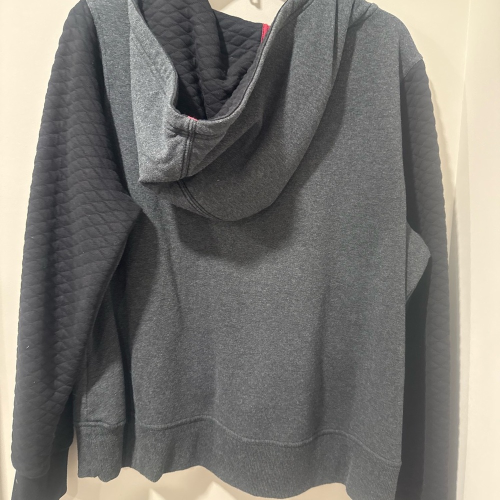 Harley Davidson Gray and Black Sweater - Picture 2 of 4